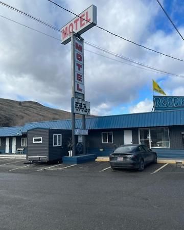 Robbie'S Motel Cache Creek Buitenkant foto